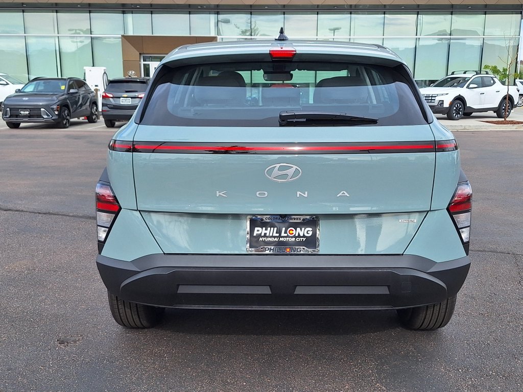 New 2027 Hyundai Kona SE AWD/4WD image 4