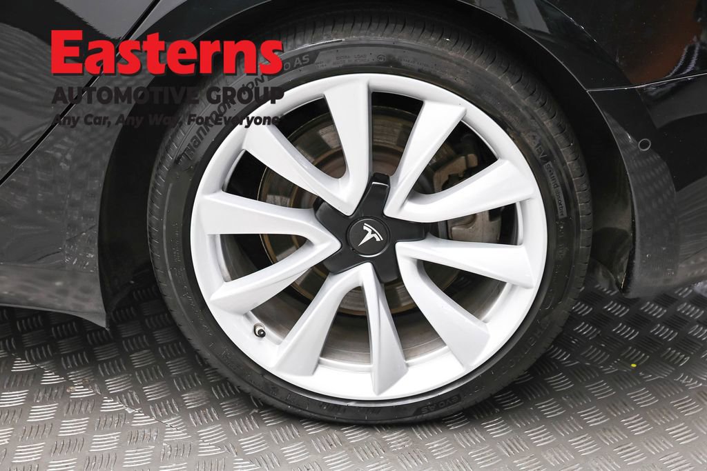 Used 2018 Tesla Model 3 Long Range RWD image 8
