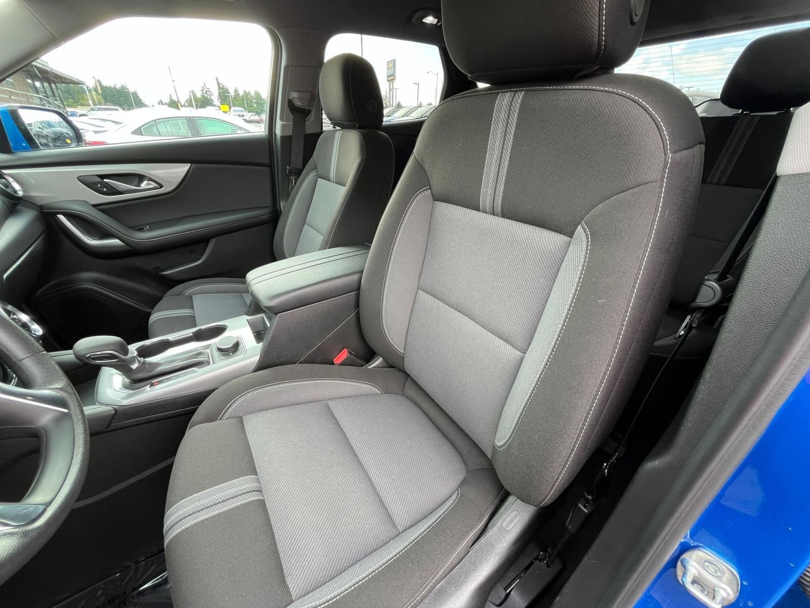 Used 2025 Chevrolet Blazer LT FWD image 36