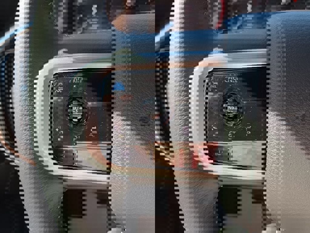 New 2026 Nissan Armada SL w/ Captain's Chari Seat Package image 23