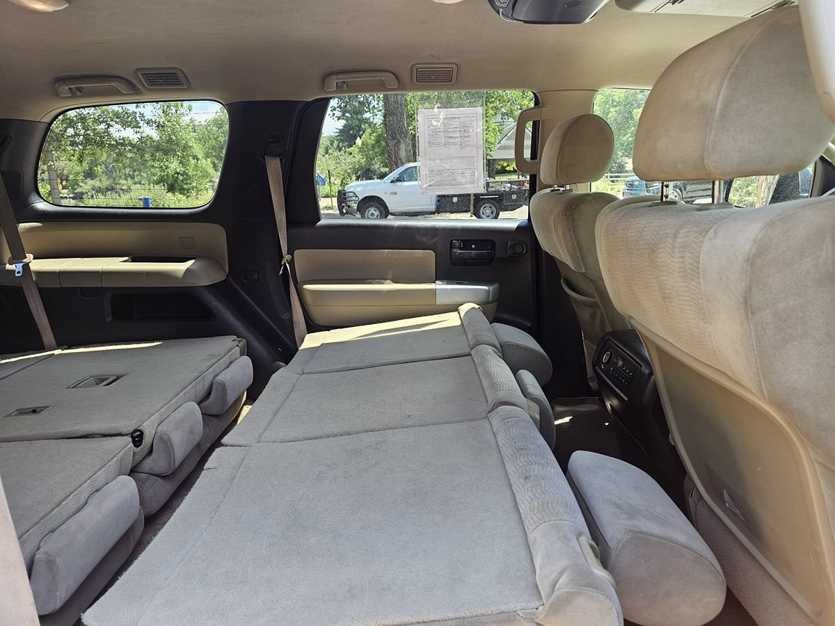 Used 2008 Toyota Sequoia SR5 AWD/4WD image 38