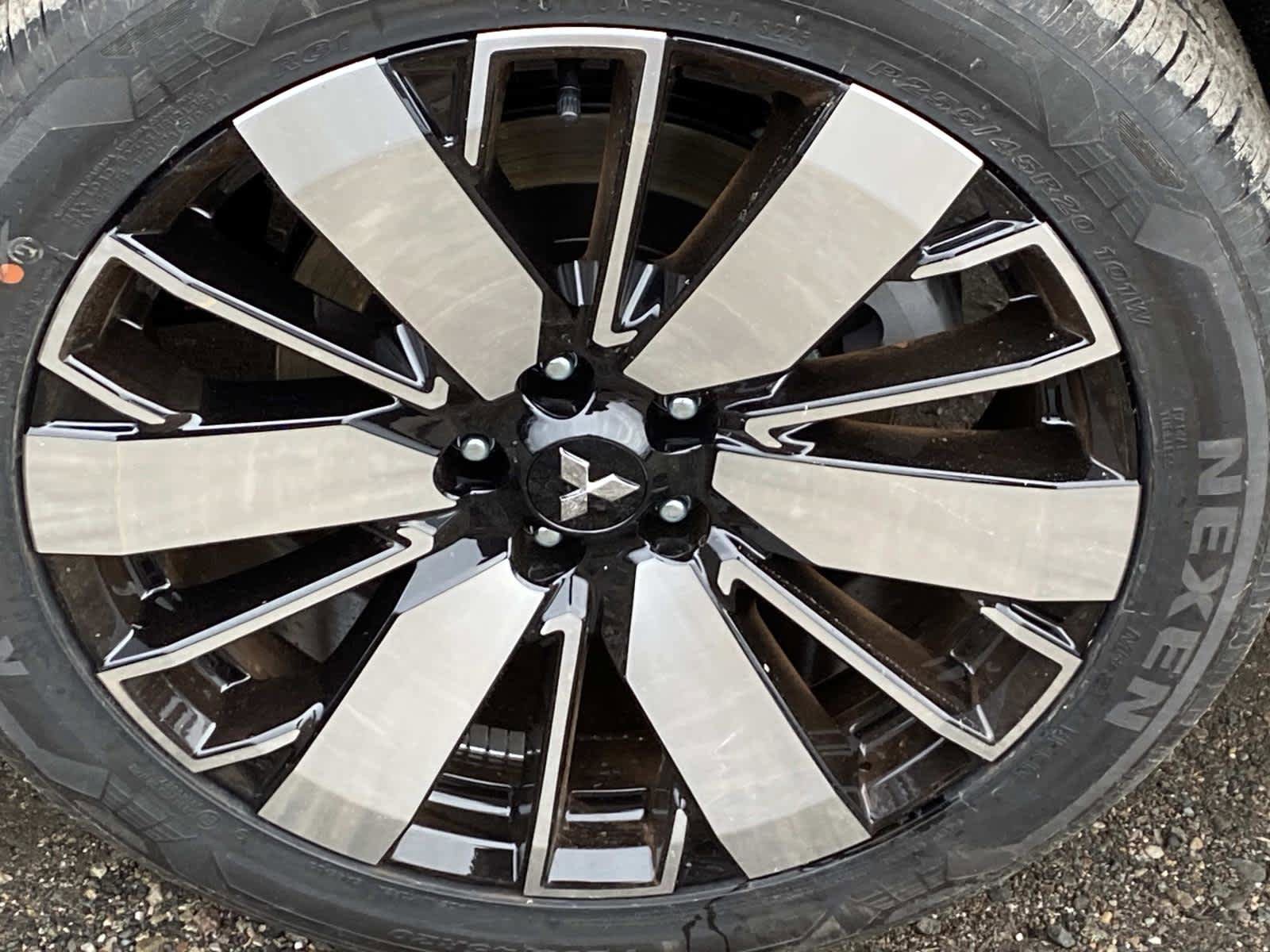 New 2026 Mitsubishi Outlander SEL AWD/4WD image 6