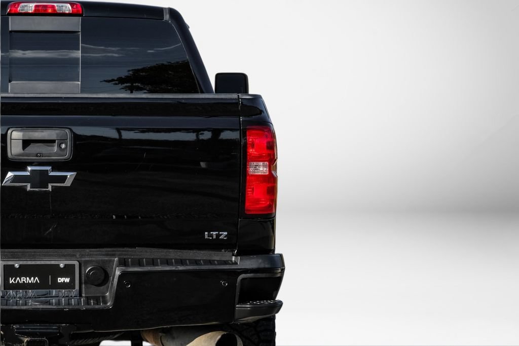 Used 2019 Chevrolet Silverado 2500 LTZ w/ Duramax Plus Package AWD/4WD image 37