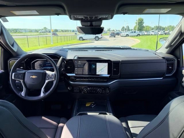 Certified 2025 Chevrolet Silverado 2500 LTZ w/ LTZ Premium Package AWD/4WD image 6