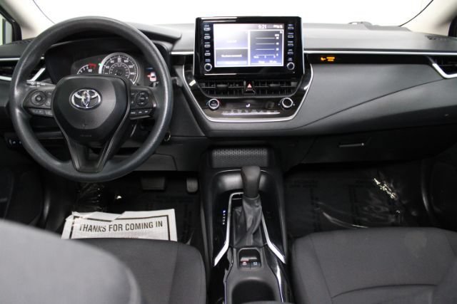 Used 2020 Toyota Corolla LE FWD image 2