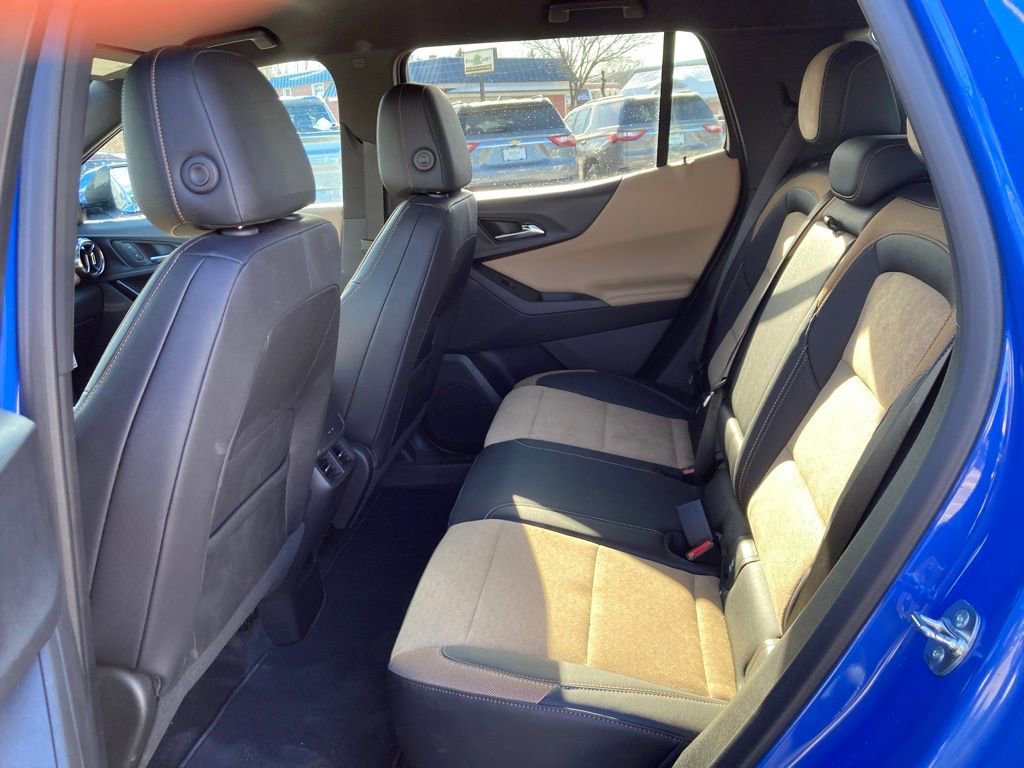 Used 2025 Chevrolet Equinox ACTIV w/ Safety and Technology Package image 21