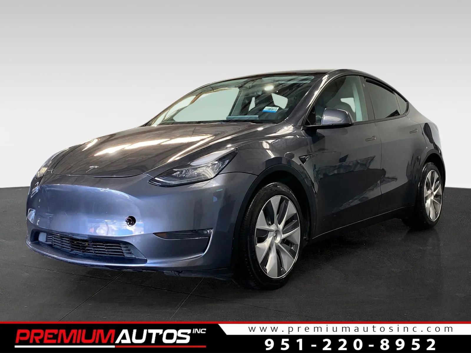 Used 2023 Tesla Model Y Long Range image 1