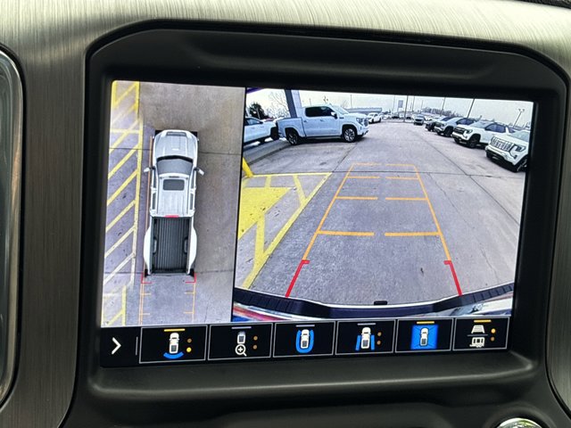 Used 2023 GMC Sierra 3500 Denali image 39