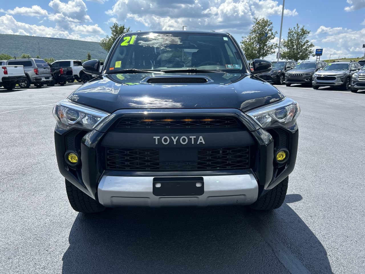 Used 2021 Toyota 4Runner TRD Off-Road Premium w/ Moonroof Package AWD/4WD image 12