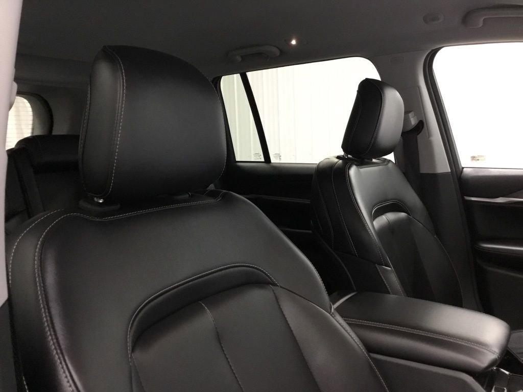 Used 2023 Jeep Grand Cherokee Limited image 21