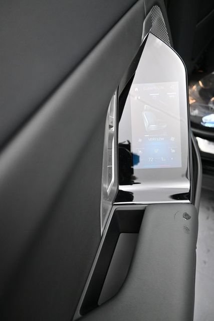 New 2026 BMW i7 xDrive60 AWD/4WD image 22