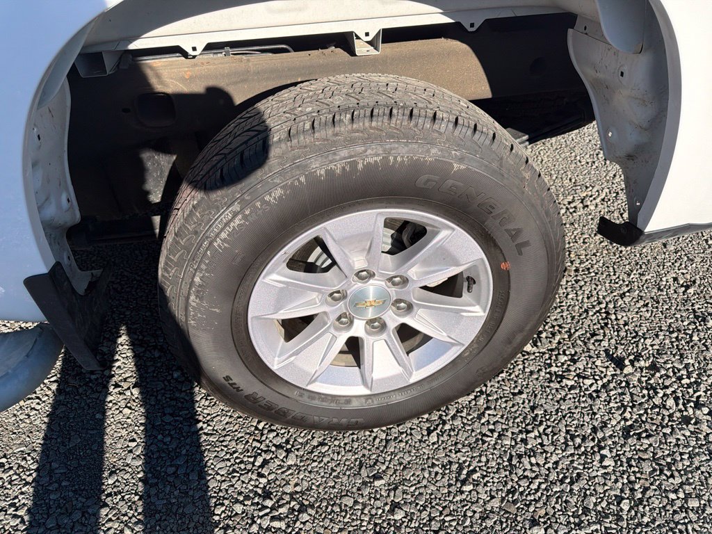 Used 2025 Chevrolet Silverado 1500 W/T RWD image 12
