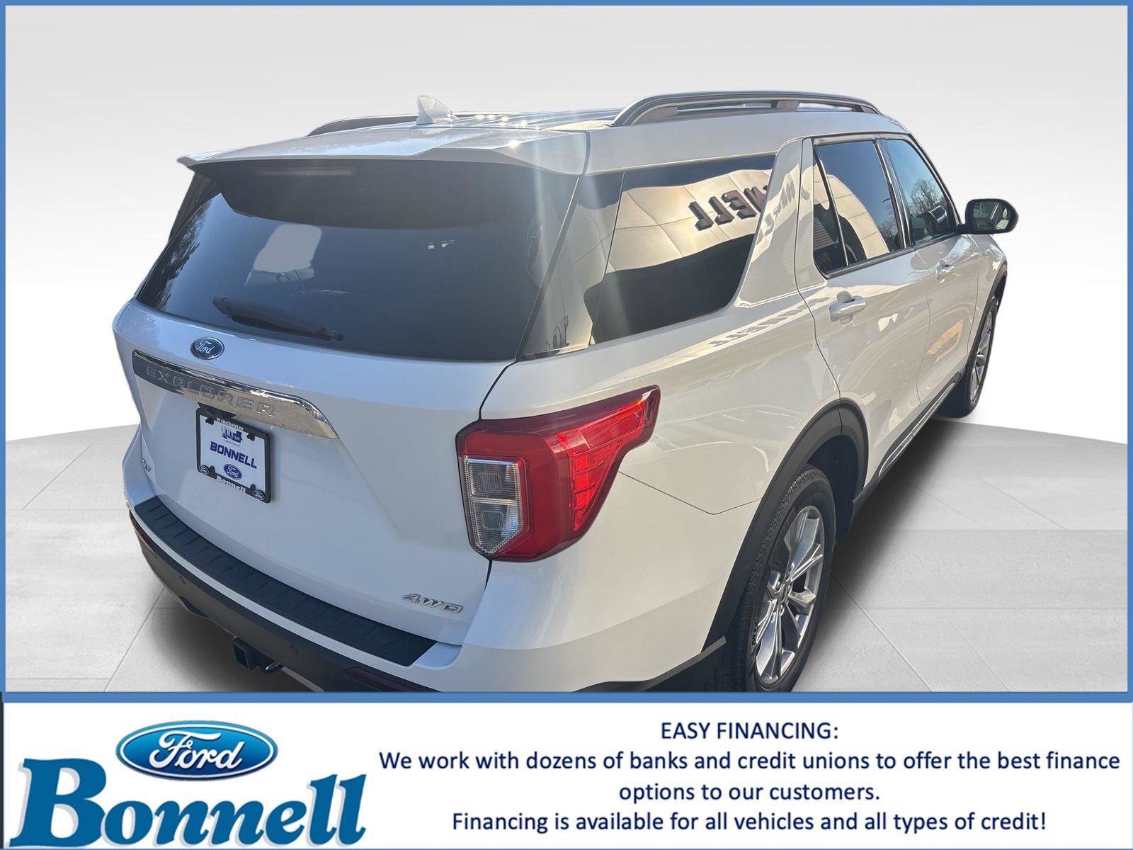Certified 2023 Ford Explorer XLT w/ Equipment Group 202A AWD/4WD image 5
