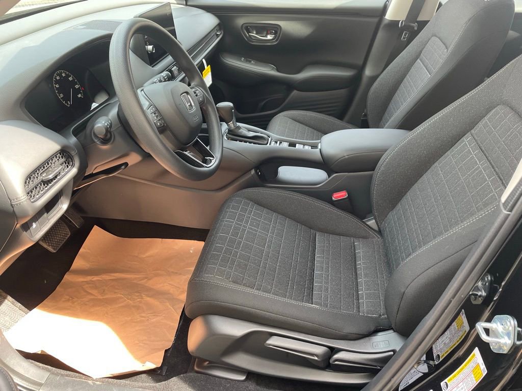 New 2026 Honda HR-V LX image 14