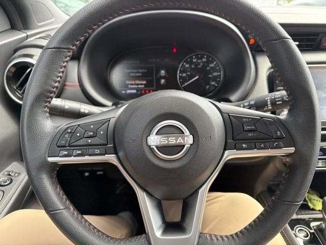 Used 2023 Nissan Kicks SR FWD image 15