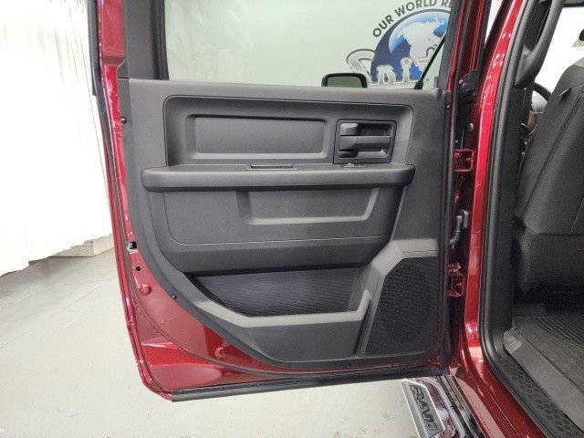 New 2024 RAM 3500 Tradesman image 21