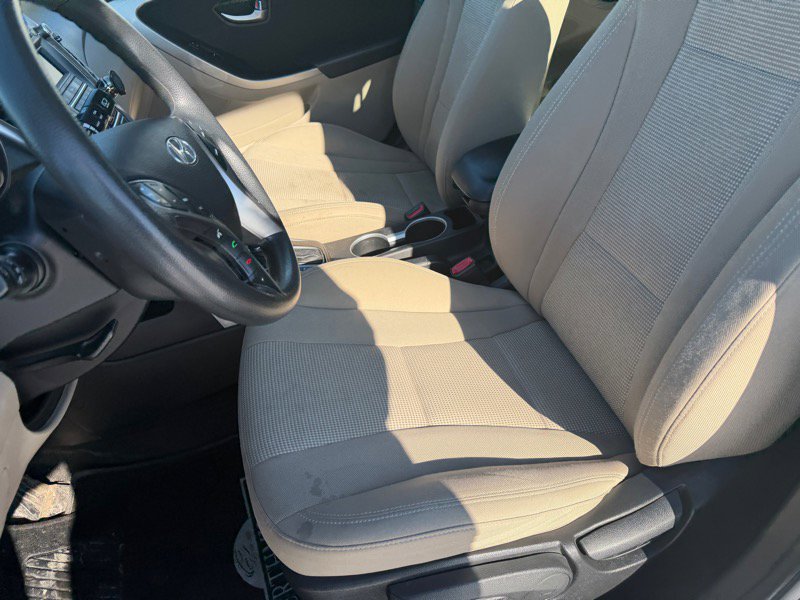 Used 2013 Hyundai Elantra GT image 15