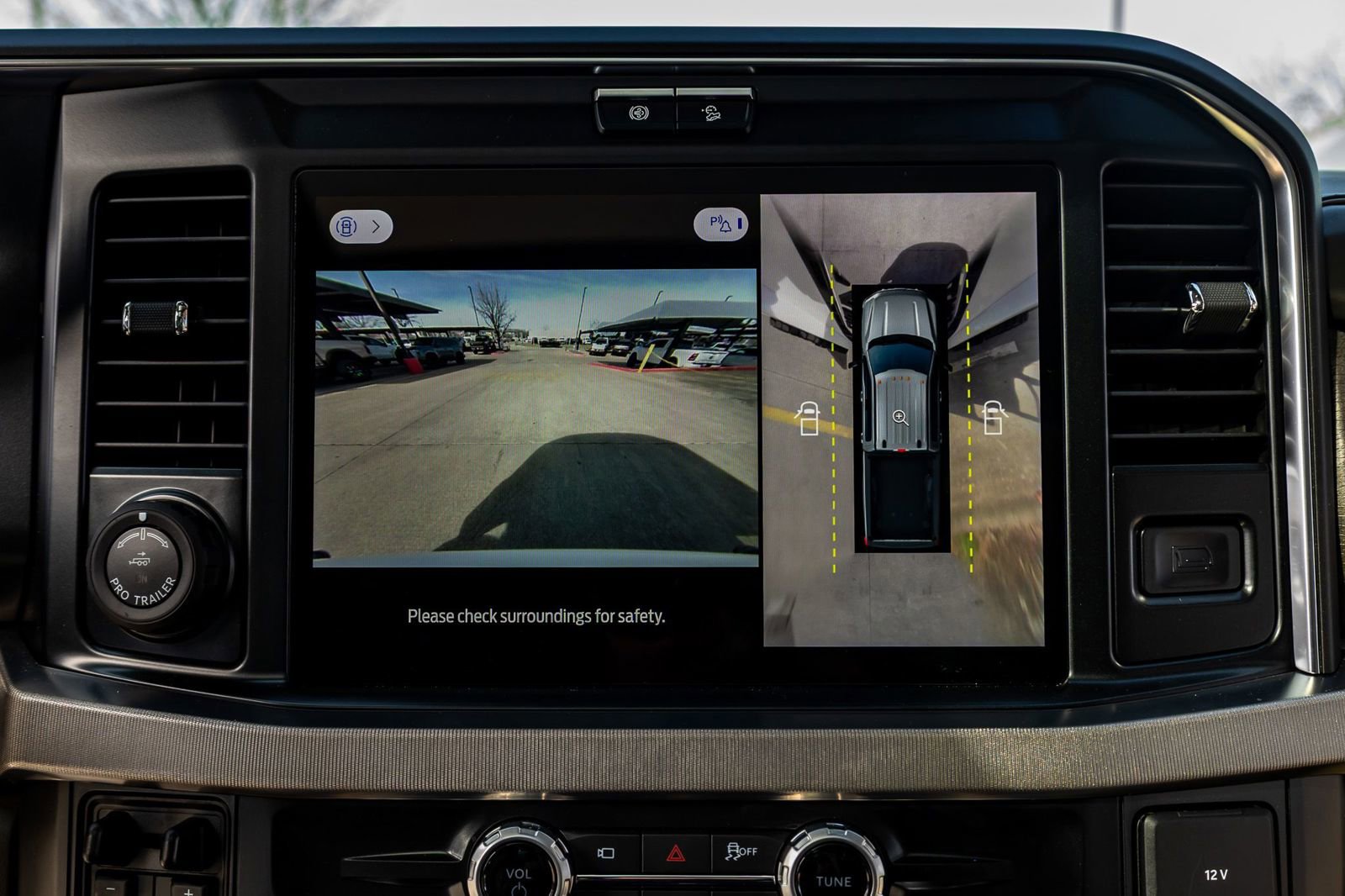 Used 2025 Ford F450 Platinum w/ Platinum Plus Package image 25