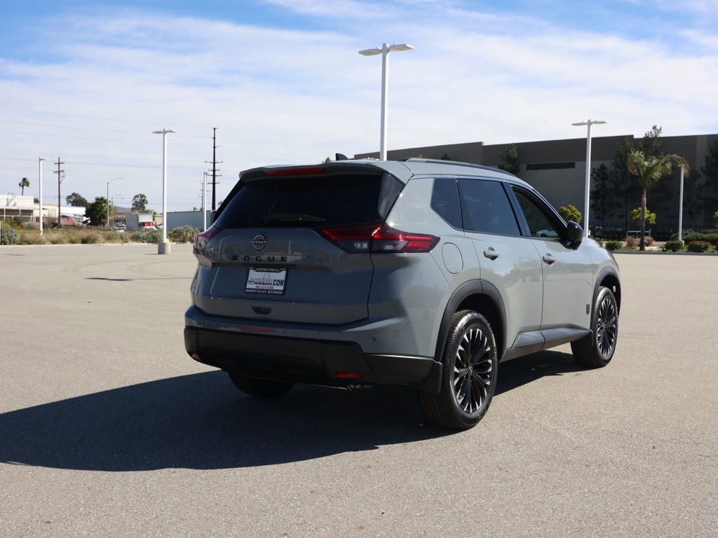 New 2026 Nissan Rogue Dark Armor image 4