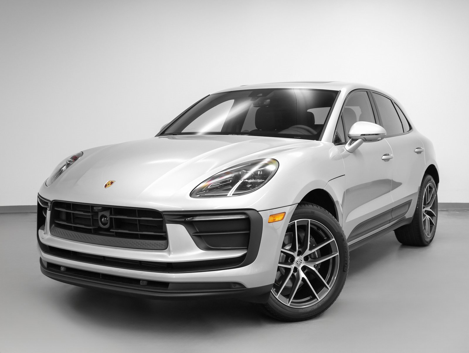 Certified 2025 Porsche Macan