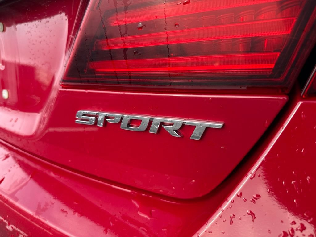 Used 2016 Honda Accord Sport image 4