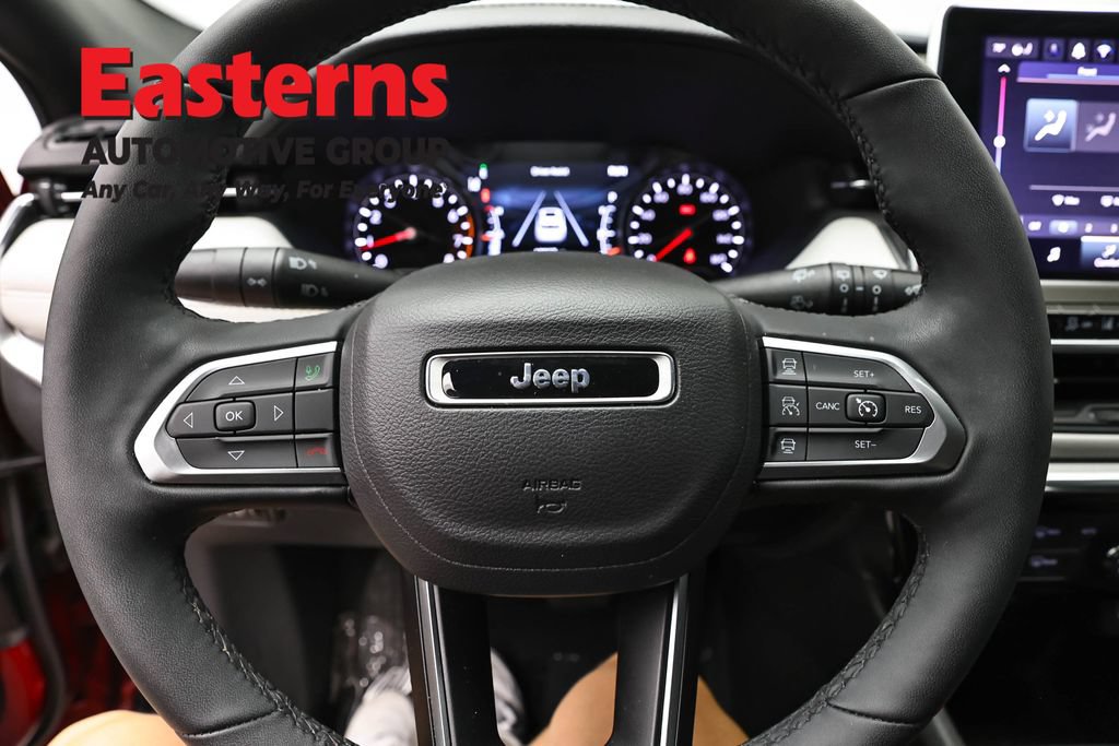 Used 2024 Jeep Compass Limited AWD/4WD image 10