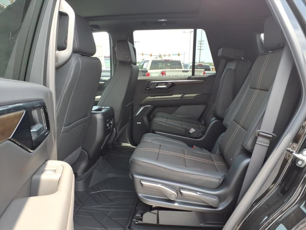 New 2026 Chevrolet Tahoe High Country w/ Sun And Tow Package AWD/4WD image 14