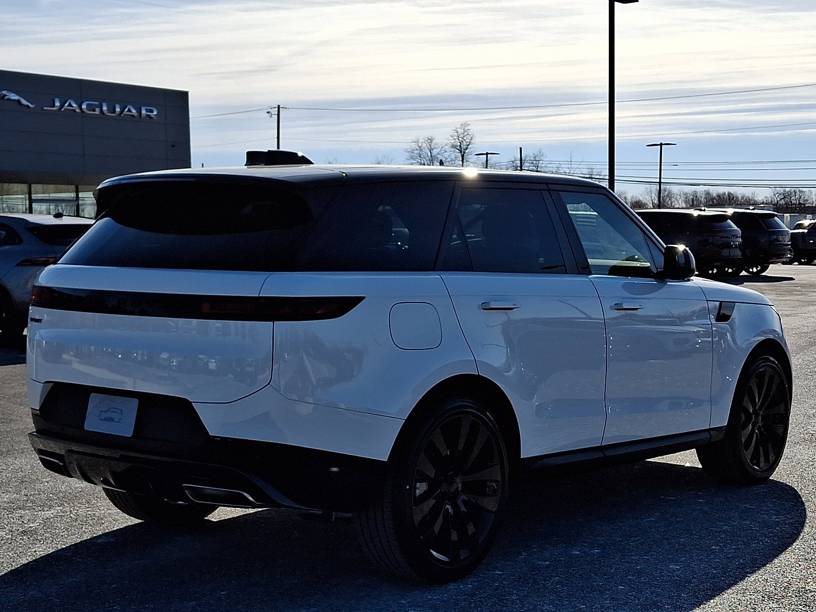 New 2026 Land Rover Range Rover Sport SE image 4