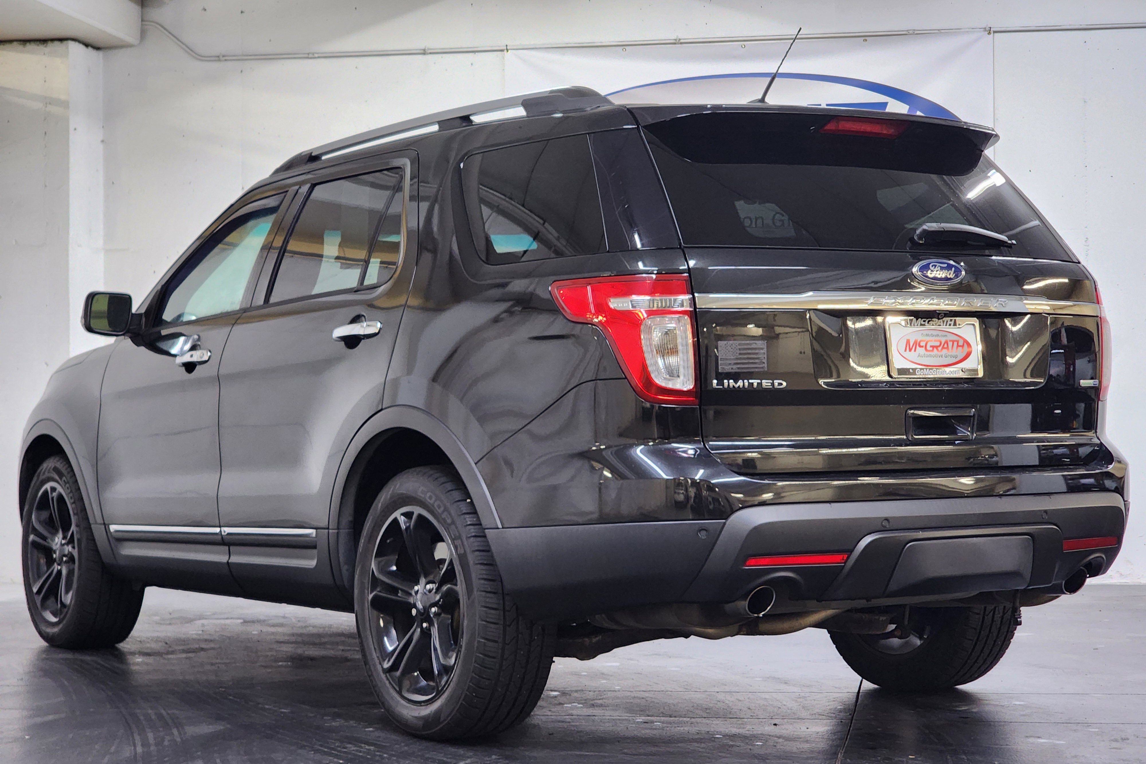 Used 2015 Ford Explorer Limited w/ Equipment Group 302A image 8