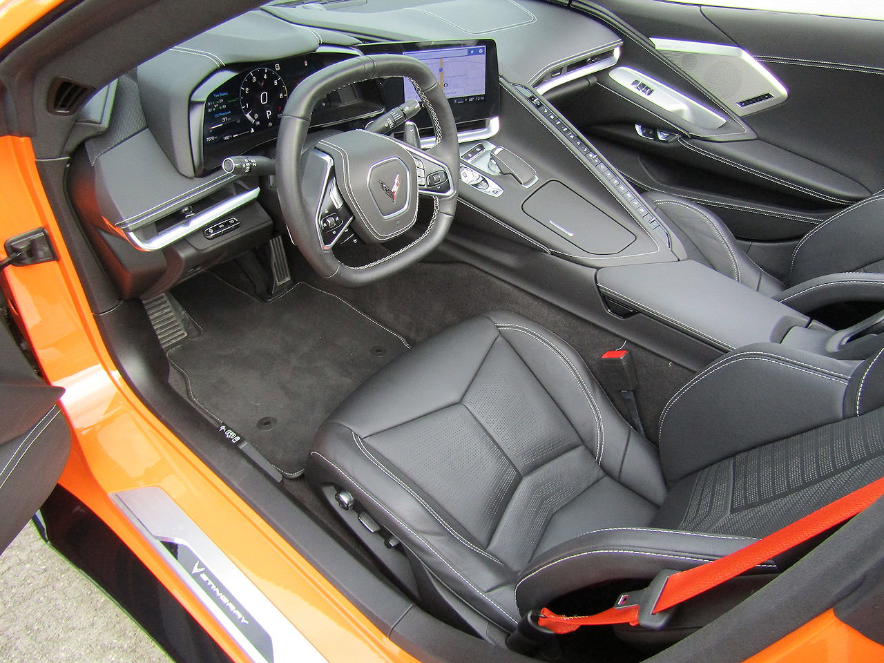 Used 2023 Chevrolet Corvette Stingray Premium Conv w/ Z51 Performance Package image 10