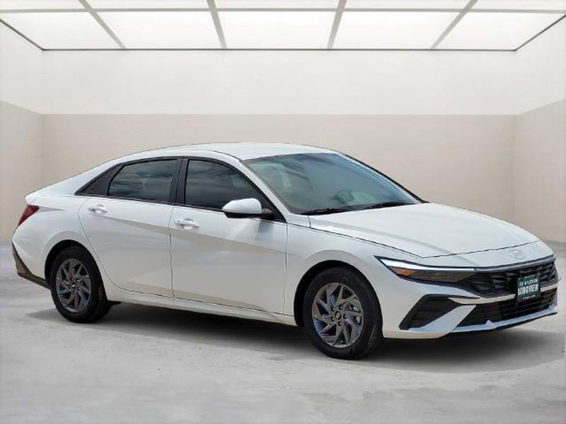 New 2026 Hyundai Elantra Blue FWD image 1