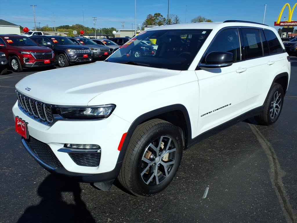Used 2023 Jeep Grand Cherokee Limited image 8