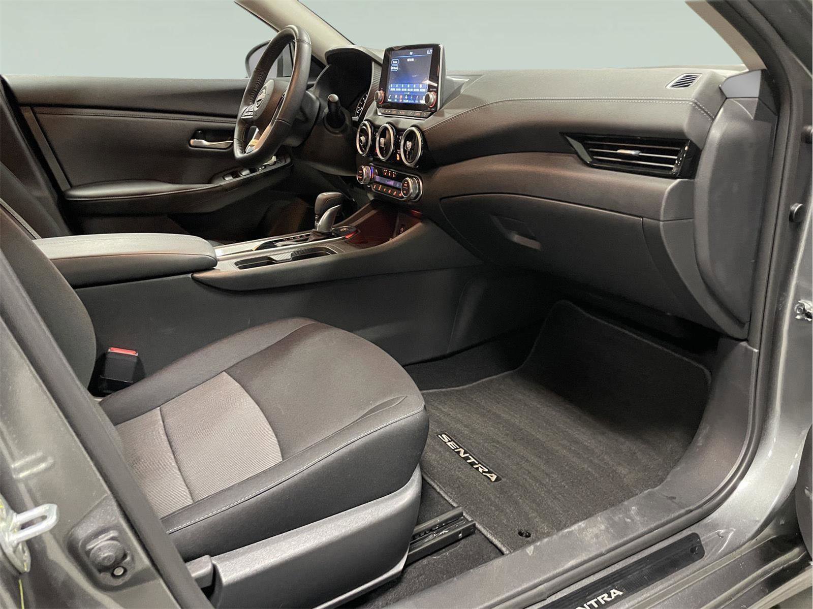 Used 2025 Nissan Sentra SV w/ All-Weather Package image 20