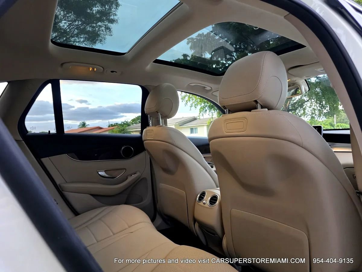 Used 2018 Mercedes-Benz GLC 300 w/ Premium Package image 38