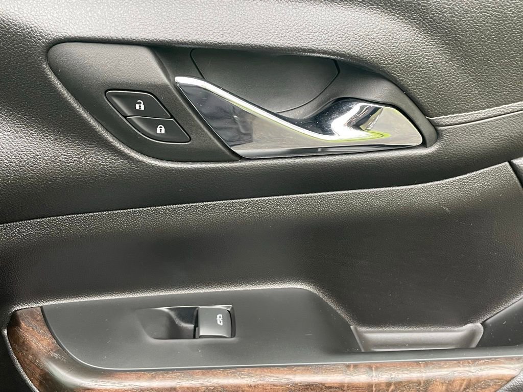 Certified 2023 GMC Acadia Denali w/ Denali Ultimate Package AWD/4WD image 15