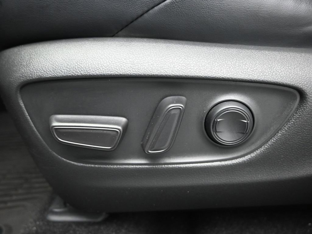 Used 2021 Toyota RAV4 XSE image 10