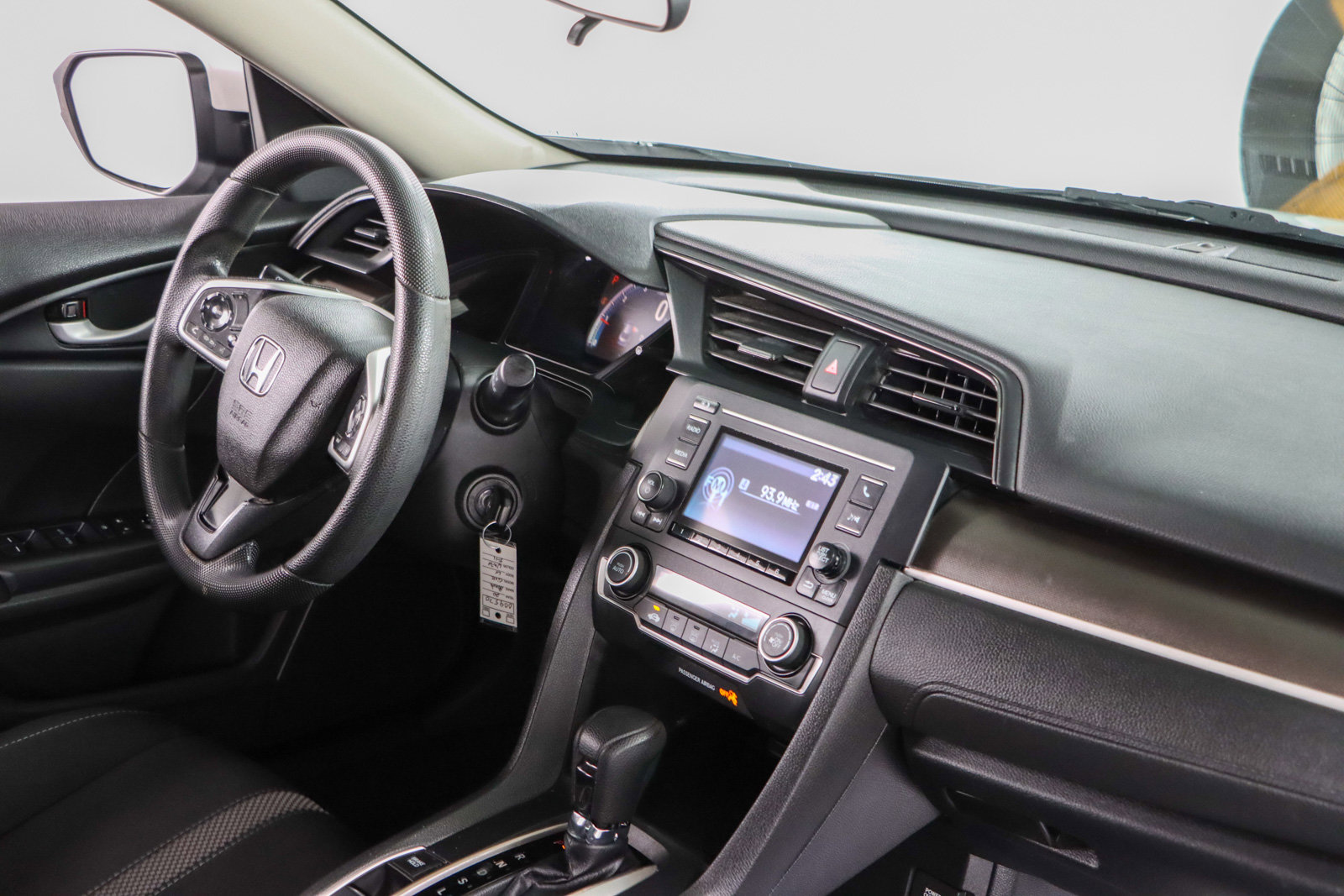 Used 2020 Honda Civic LX image 25
