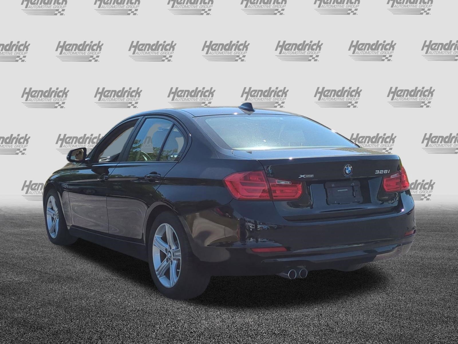 Used 2015 BMW 328i xDrive Sedan AWD/4WD image 8