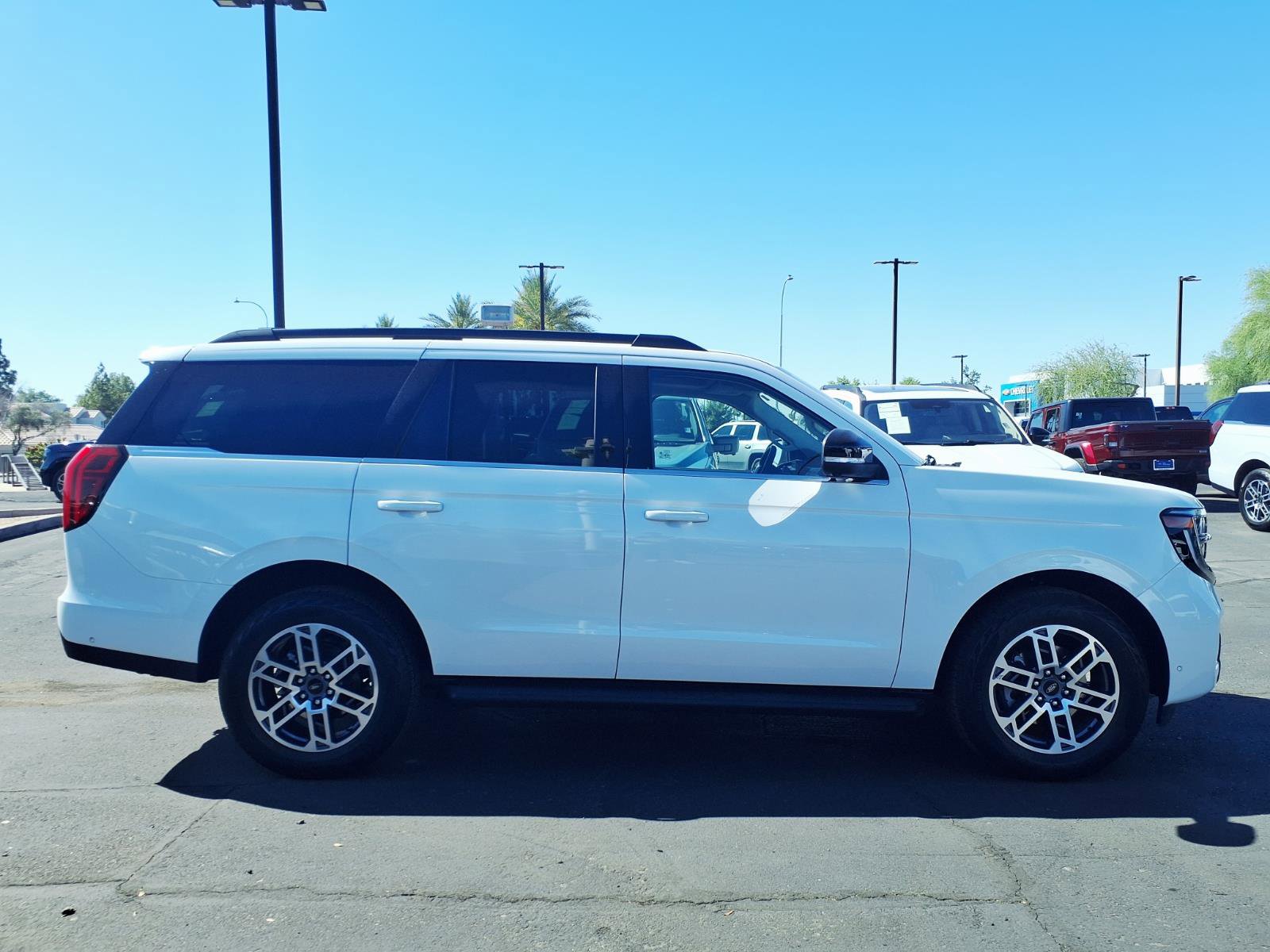 Certified 2025 Ford Expedition Active image 7