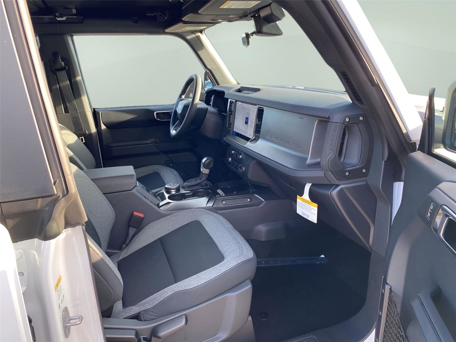 New 2025 Ford Bronco 4-Door AWD/4WD image 27