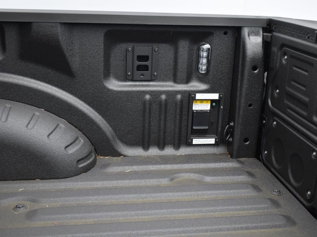 New 2025 Ford F350 Platinum AWD/4WD image 15