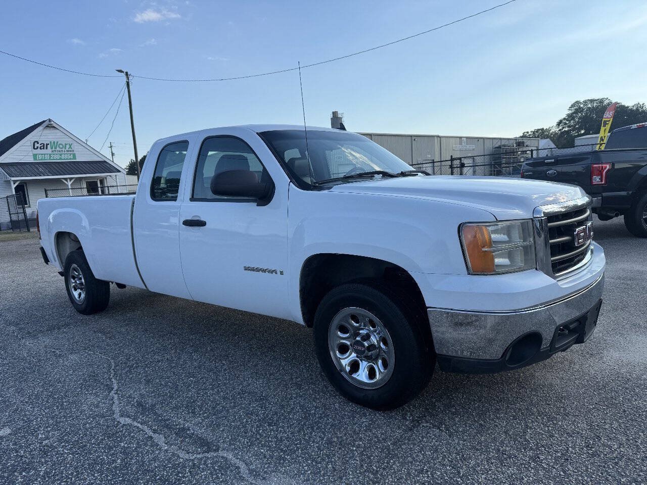 Used 2007 GMC Sierra 1500 W/T RWD image 12