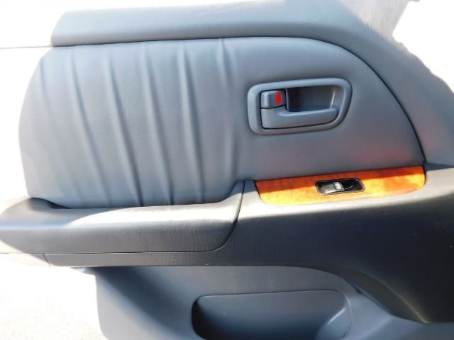 Used 2000 Lexus RX 300 4WD image 14