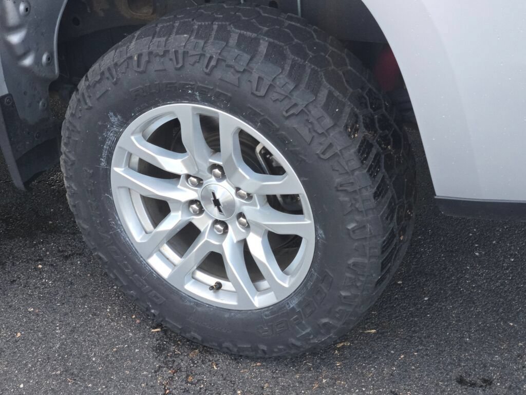 Certified 2019 Chevrolet Silverado 1500 RST w/ All-Star Edition AWD/4WD image 10