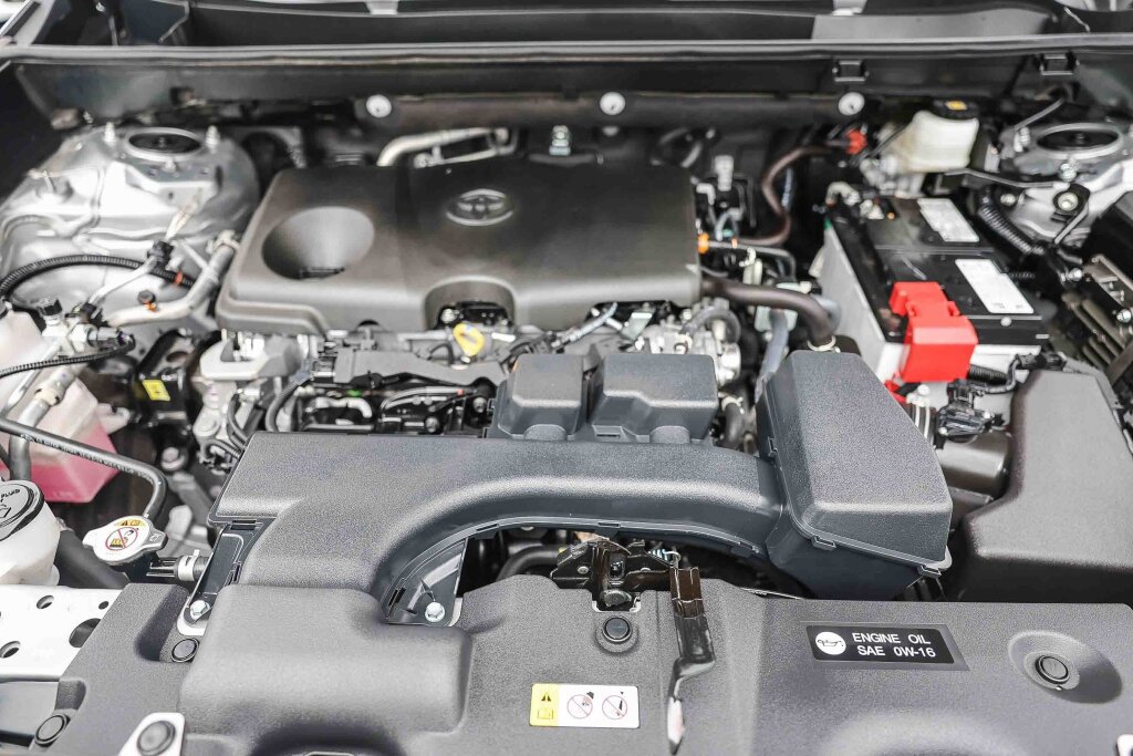 Certified 2025 Toyota RAV4 XLE FWD image 15