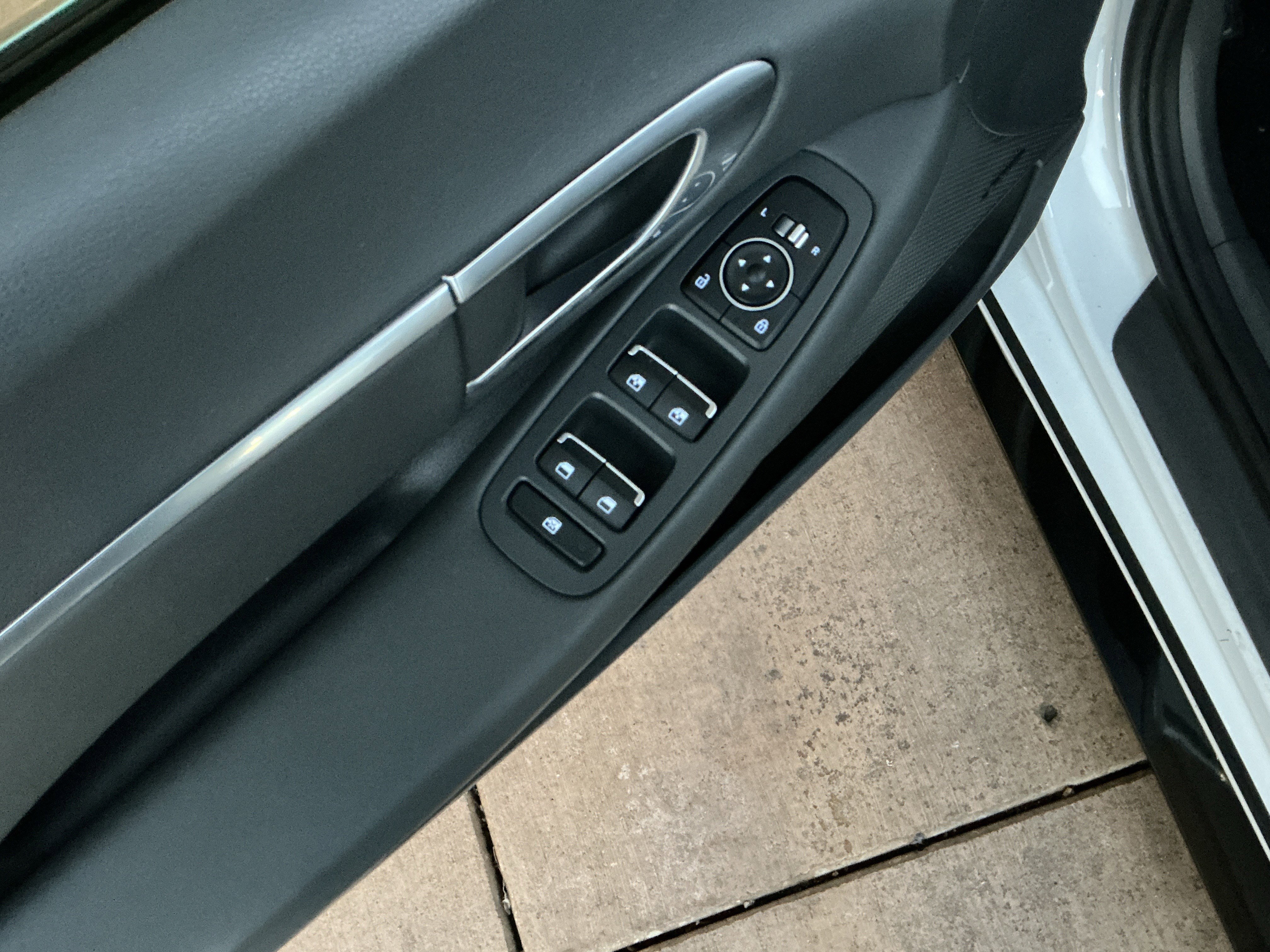 Used 2020 Hyundai Sonata SEL Plus w/ Tech Package image 15