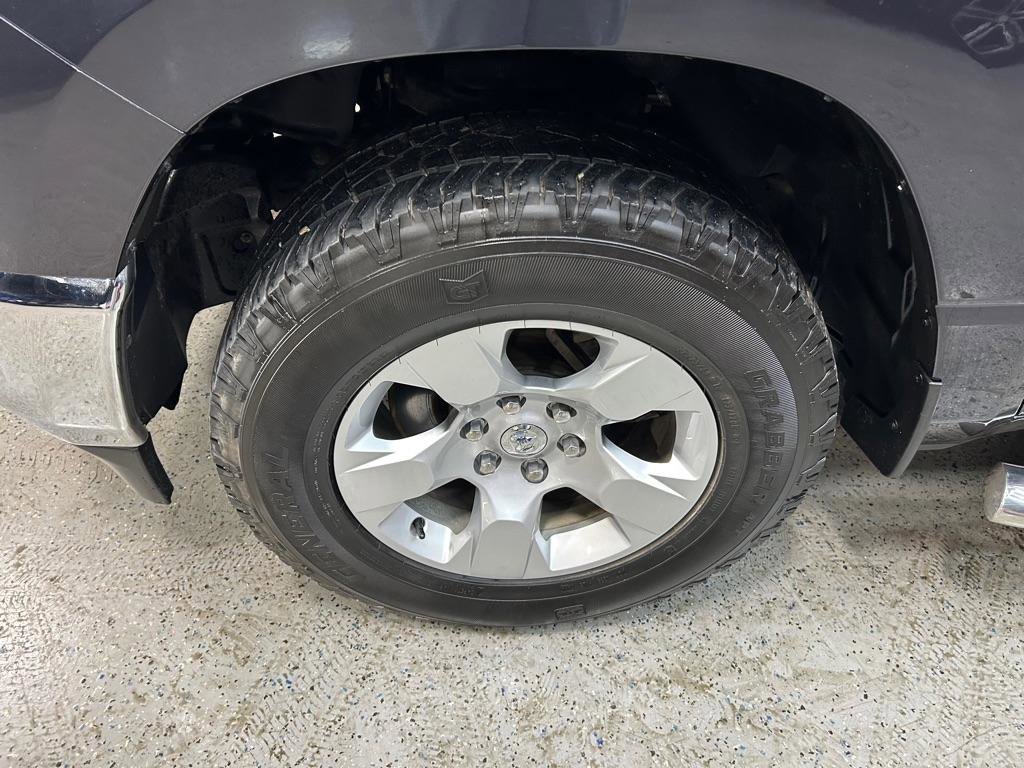 Used 2020 RAM 1500 Big Horn AWD/4WD image 6