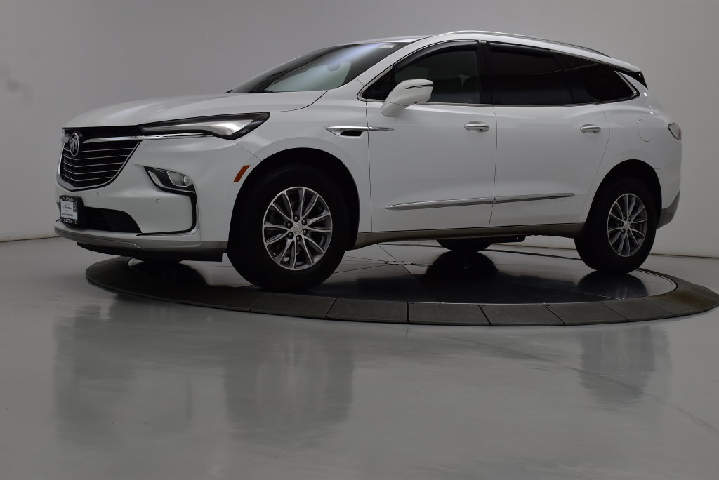 Used 2022 Buick Enclave Essence FWD image 16