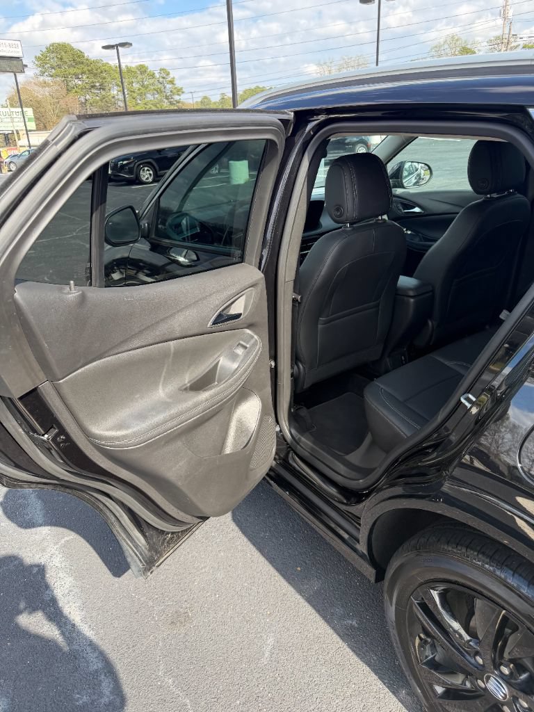 Used 2024 Buick Encore GX Sport Touring FWD image 15