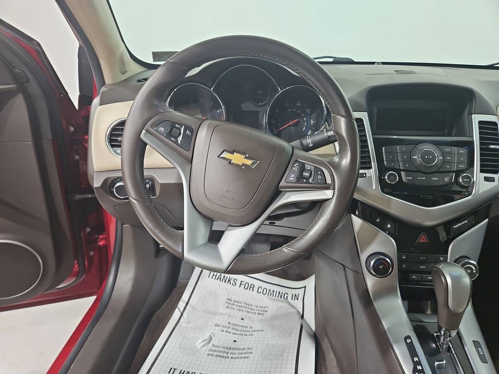 Used 2011 Chevrolet Cruze LTZ image 13